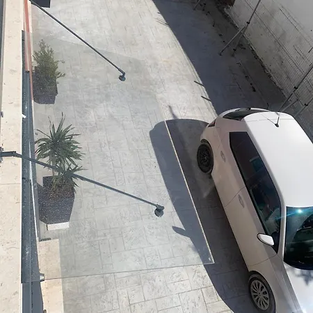 Leon Private Nyaraló