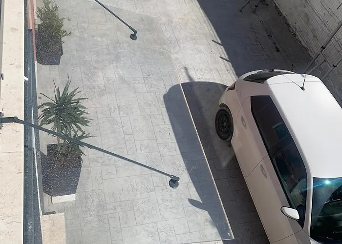 Leon Private Дом отдыха