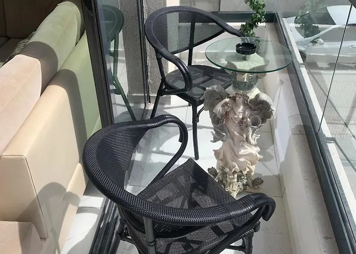 Leon Private * 地拉那